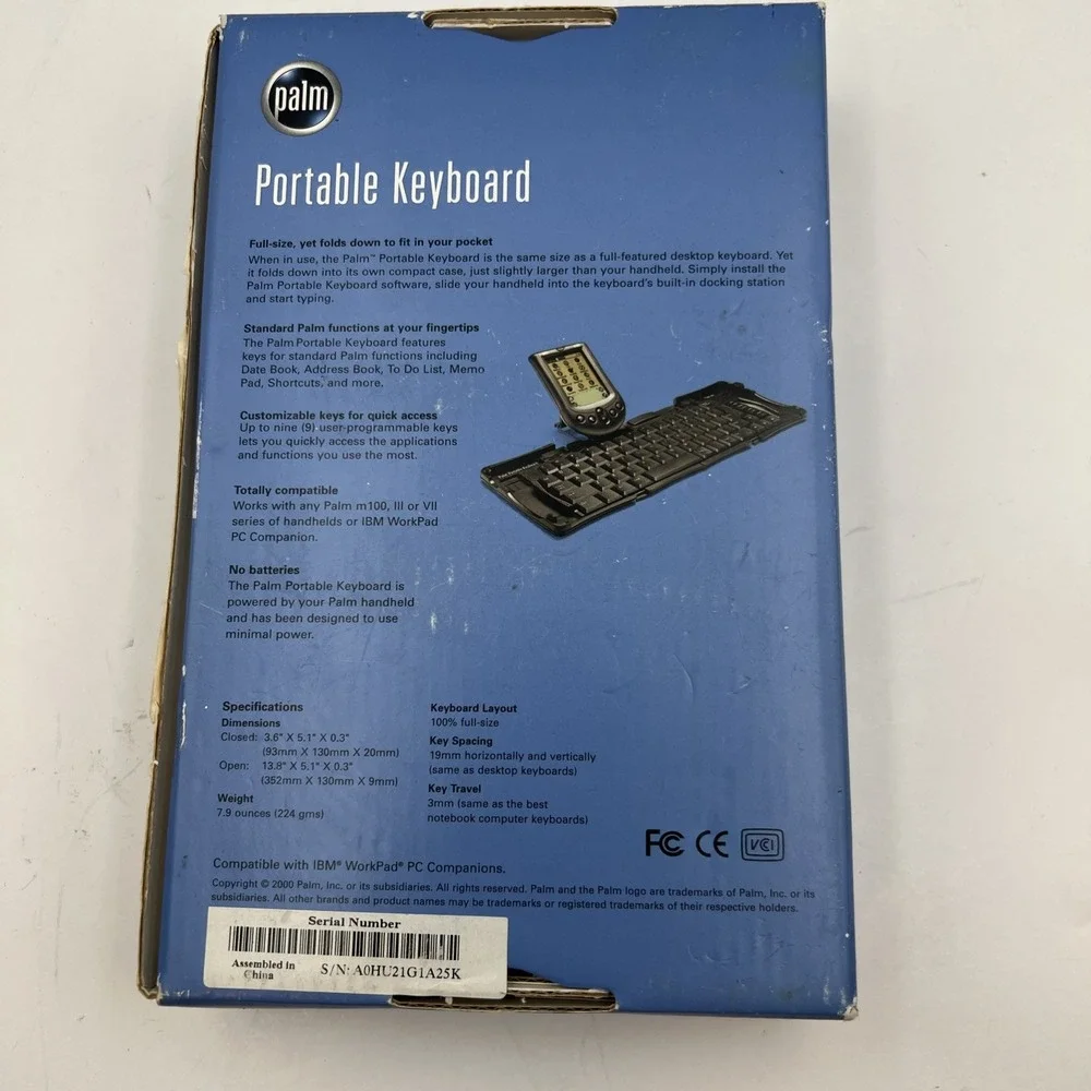 NEW Palm PalmOne Portable‎ Folding Keyboard for Palm m100, 3, 7 series sealed.